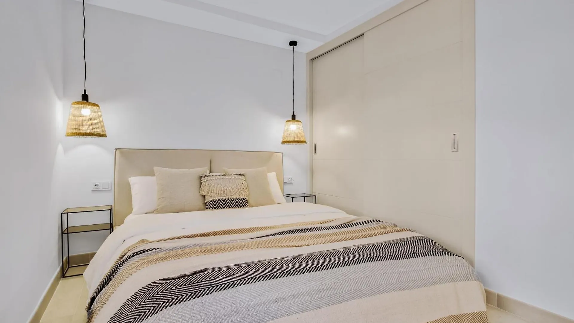 Magna Marbella 3 Bed With Spectacular Viewsアパートメント アパート